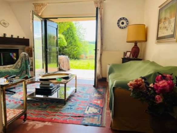 Castell’Arquato • Casa in sasso con giardino e terrazzo panoramico