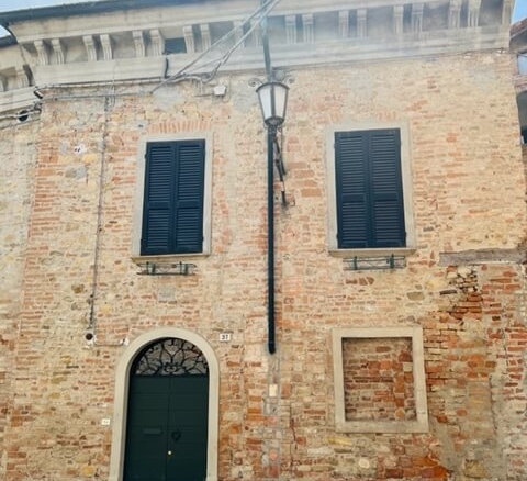 Castell’Arquato • Casa in sasso con giardino e terrazzo panoramico