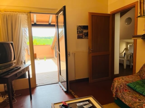 Castell’Arquato • Casa in sasso con giardino e terrazzo panoramico
