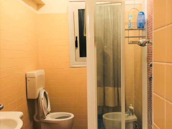 Appartamento affrescato in casa del 500