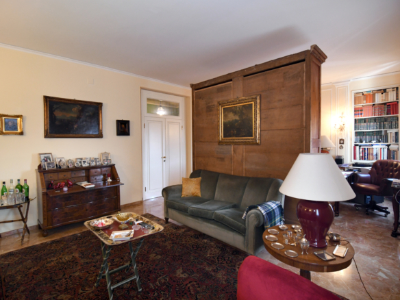 B.RA GENOVA – elegante app.to al piano alto