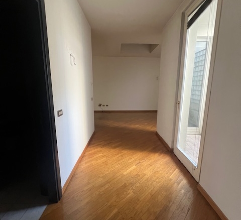 Ufficio/App.to con finiture di pregio • Piazza Cavalli