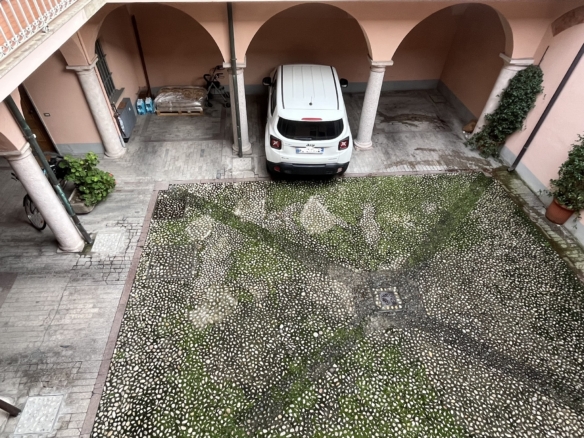 App.to al piano nobile con affacci sui giardini • Via San Siro