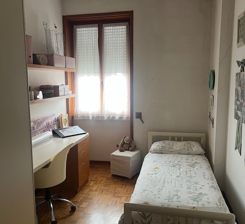 App.to con ampio balcone e box • Pubblico Passeggio