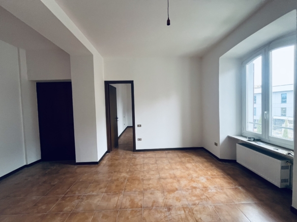App.to 80 mq ristrutturato • ultimo piano • zona Duemila
