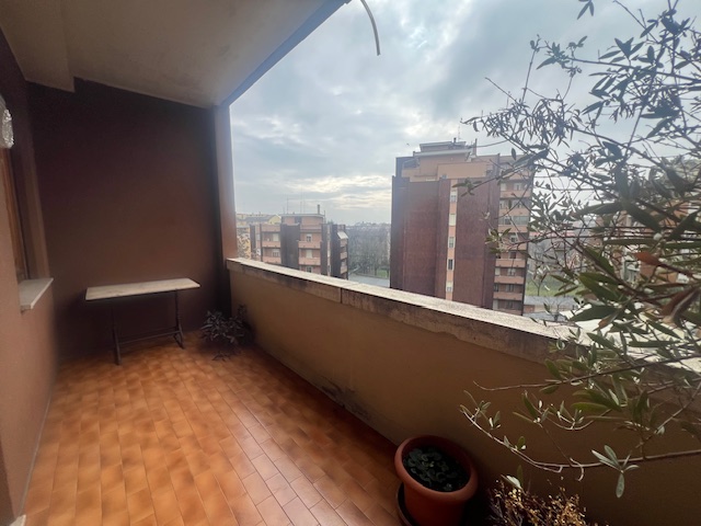 App.to con terrazzi e due box • Pubb. Passeggio