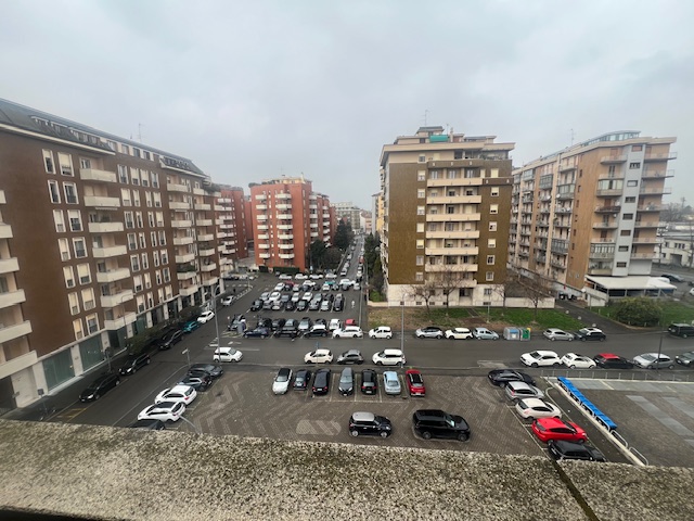 App.to con terrazzi e due box • Pubb. Passeggio