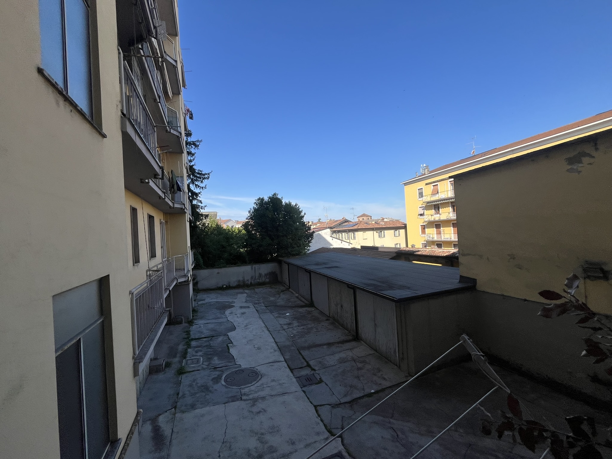 App. ristrutturato con cucina abitabile