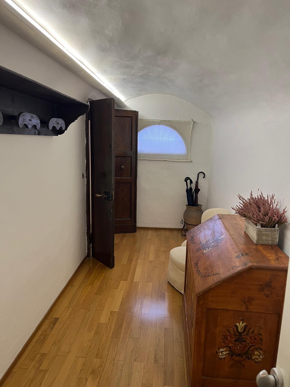 App.to in palazzo antico con p. auto • Via Poggiali