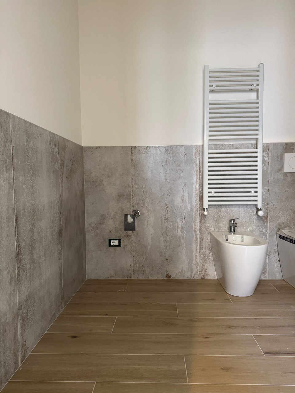 App.to ristrutturato con grande terrazzo