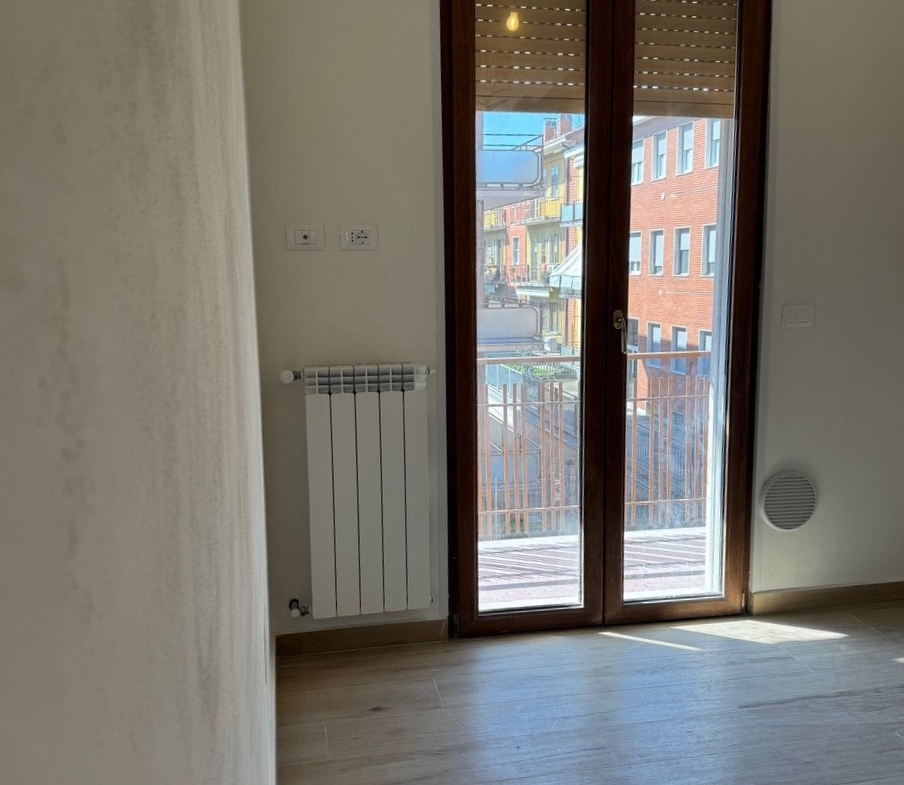 App.to ristrutturato con grande terrazzo