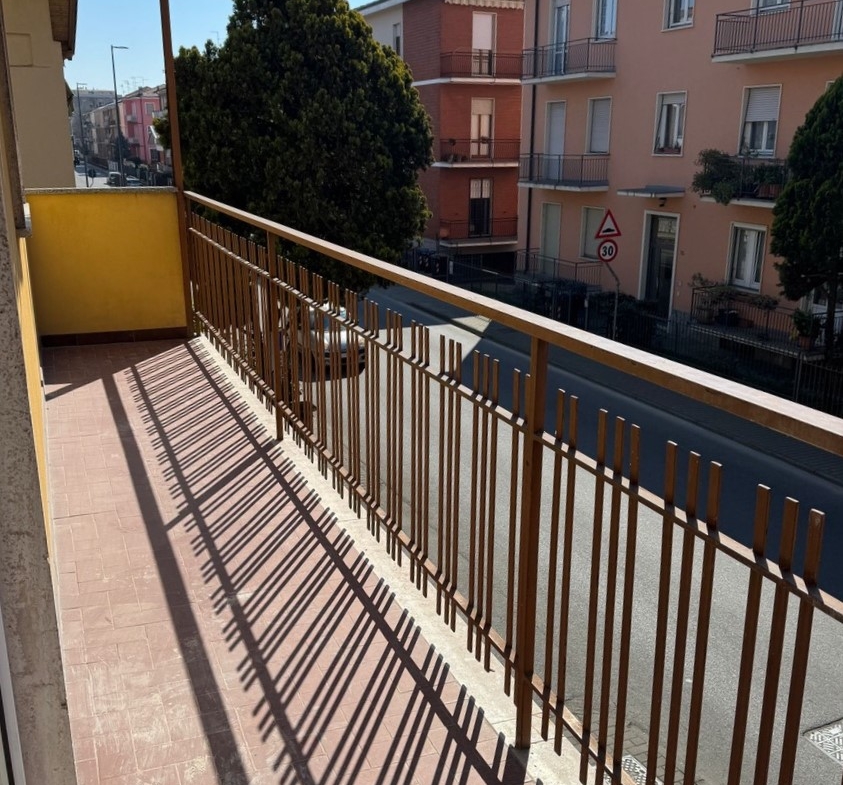 App.to ristrutturato con grande terrazzo