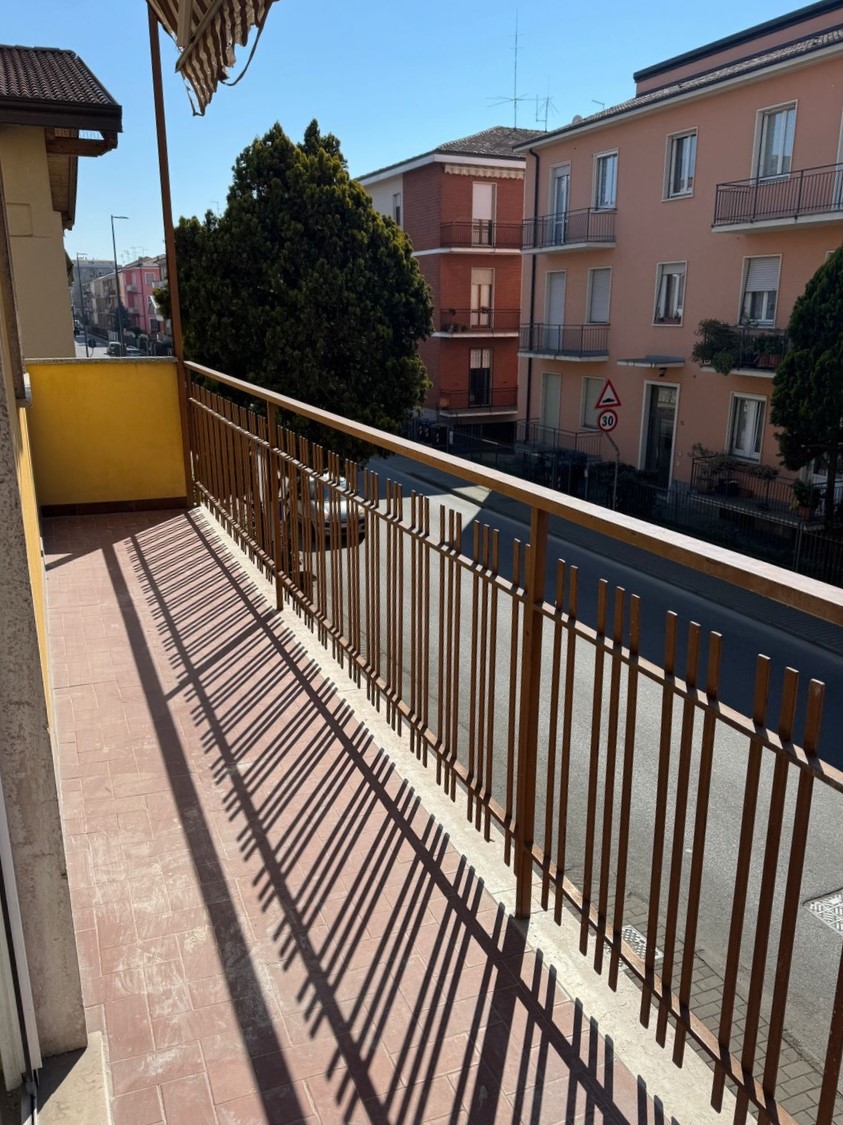 App.to ristrutturato con grande terrazzo