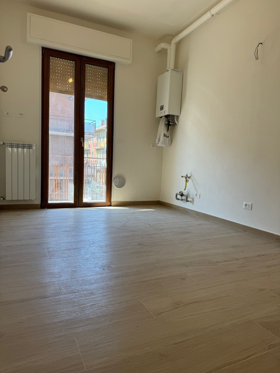 App.to ristrutturato con grande terrazzo