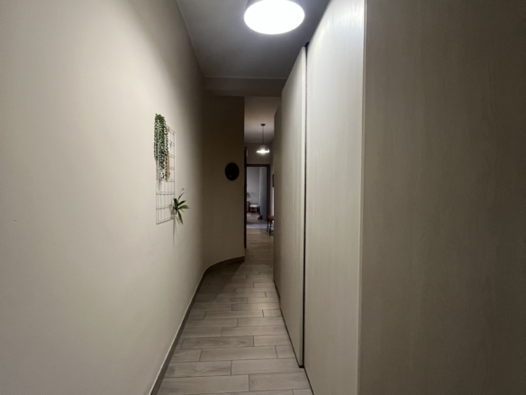 S. Eufemia • App.to con grande cucina abitabile