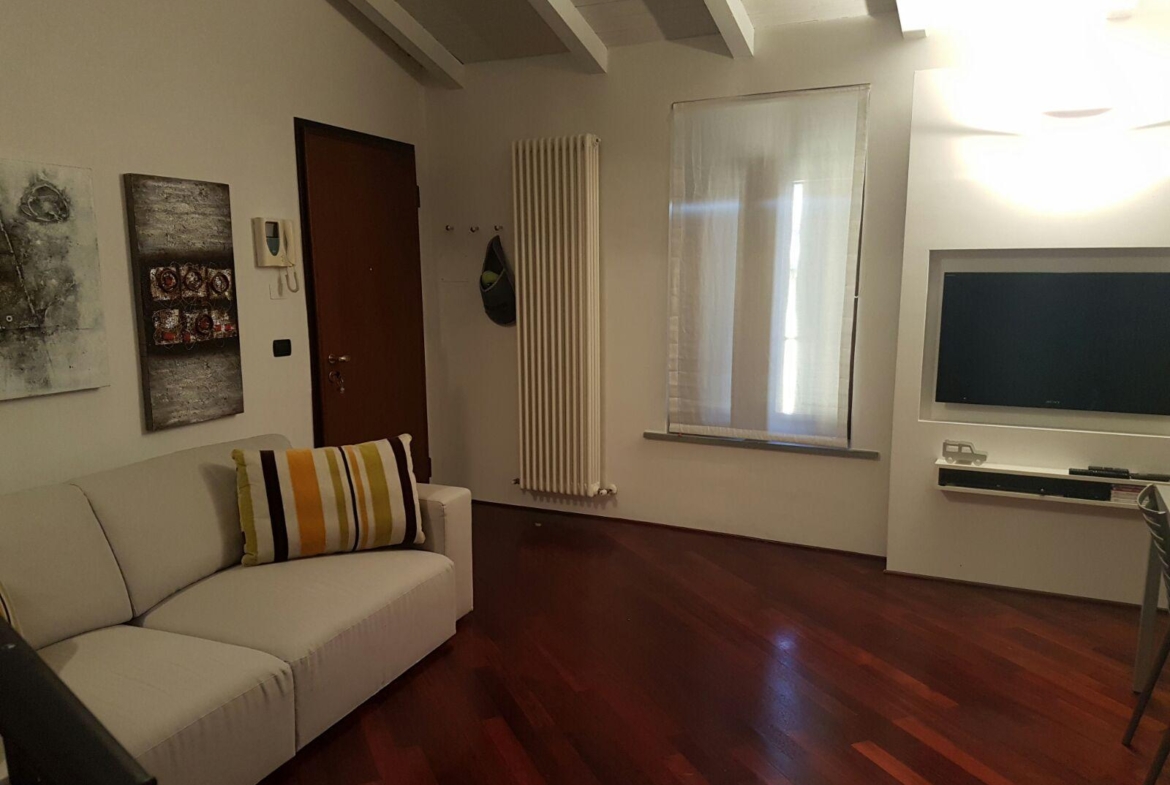 Piazza Duomo • Appartamento ristrutturato con posto auto