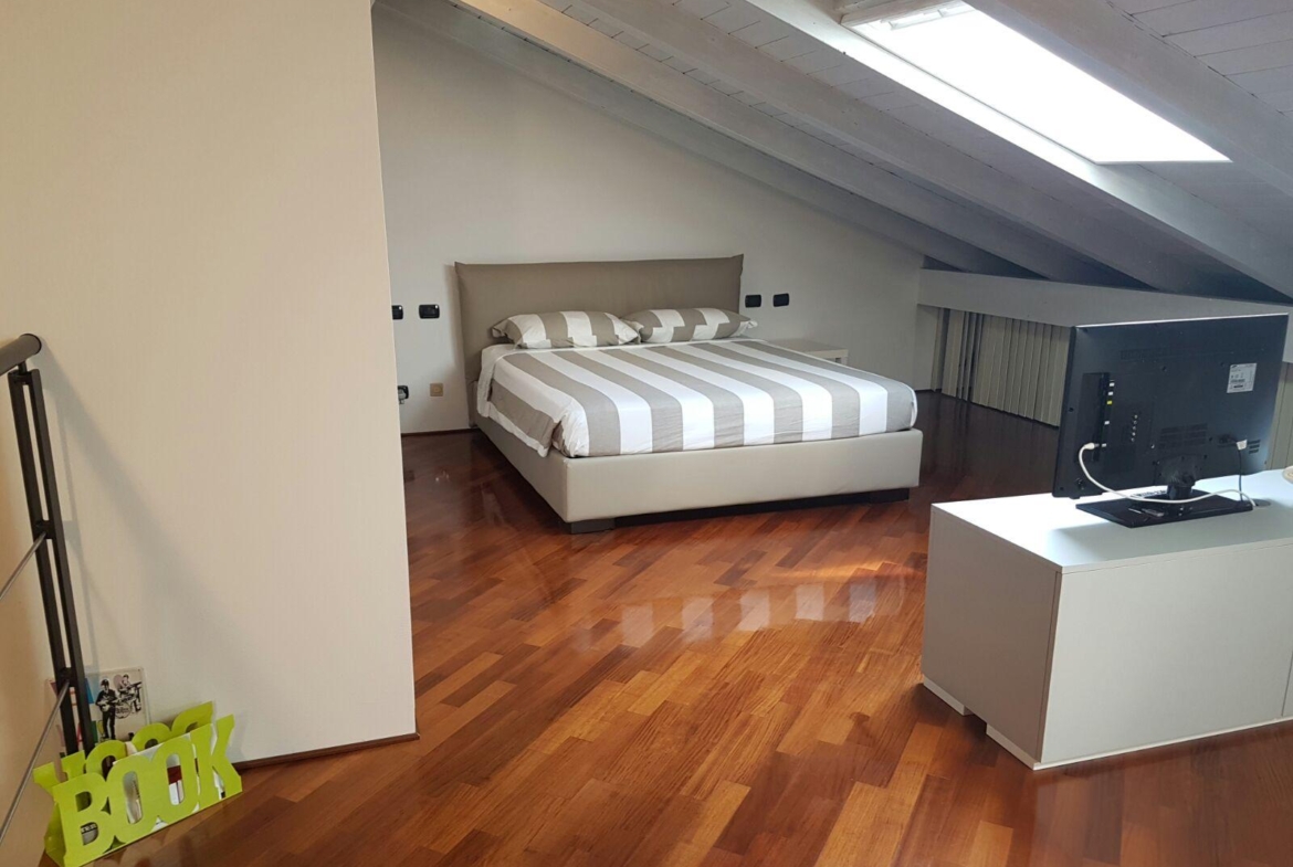 Piazza Duomo • Appartamento ristrutturato con posto auto