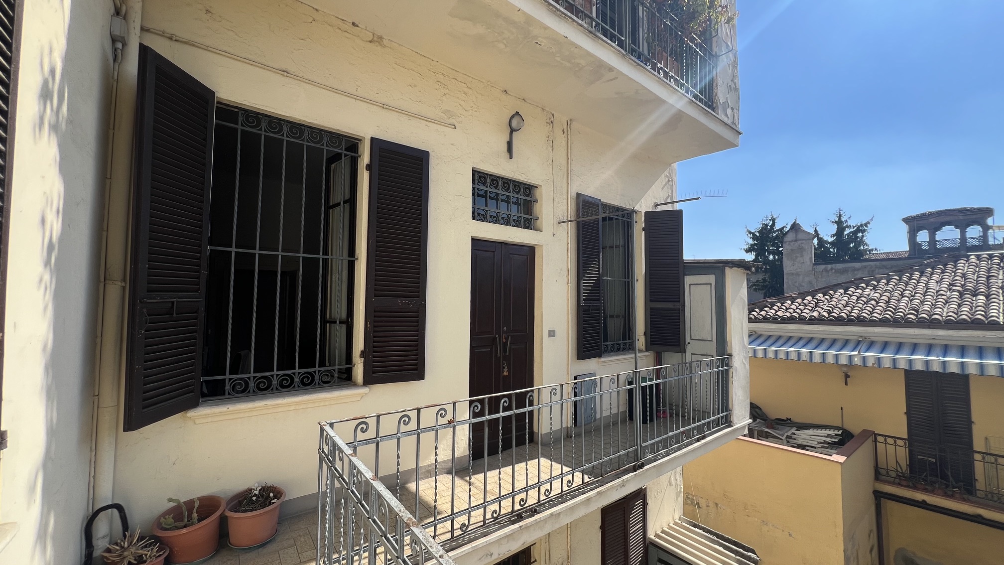 5678 7 Via Cavour • App.to 90 mq con balcone