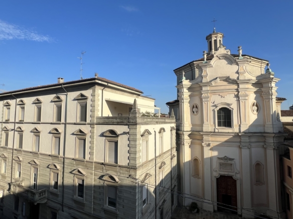 Corso V. Emanuele • App.to 85 mq con due balconi