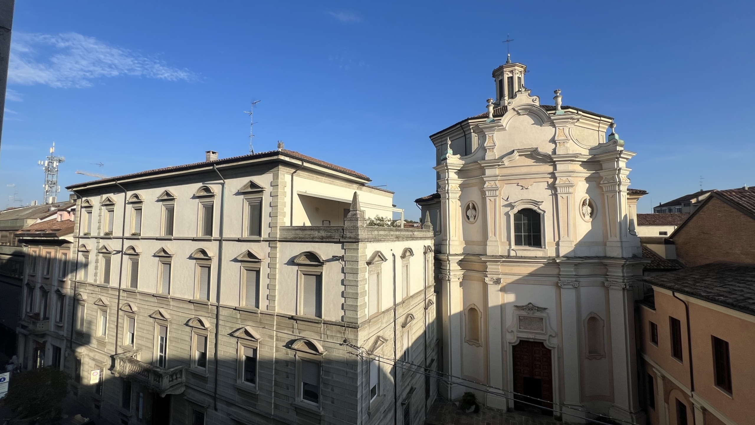 Corso V. Emanuele • App.to 85 mq con due balconi