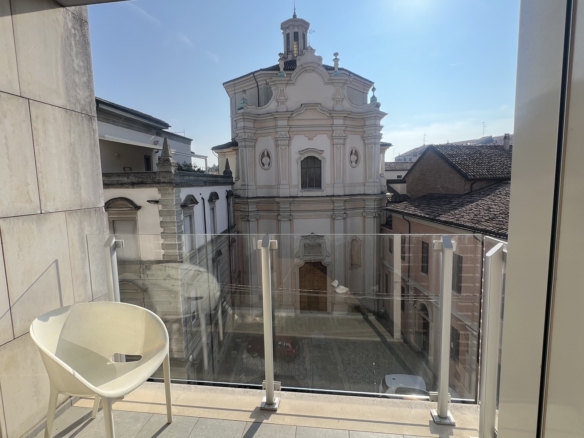 Corso V. Emanuele • App.to 85 mq con due balconi
