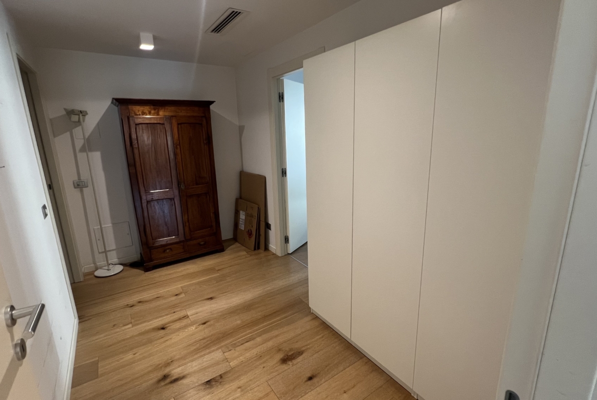 Corso V. Emanuele • App.to 85 mq con due balconi
