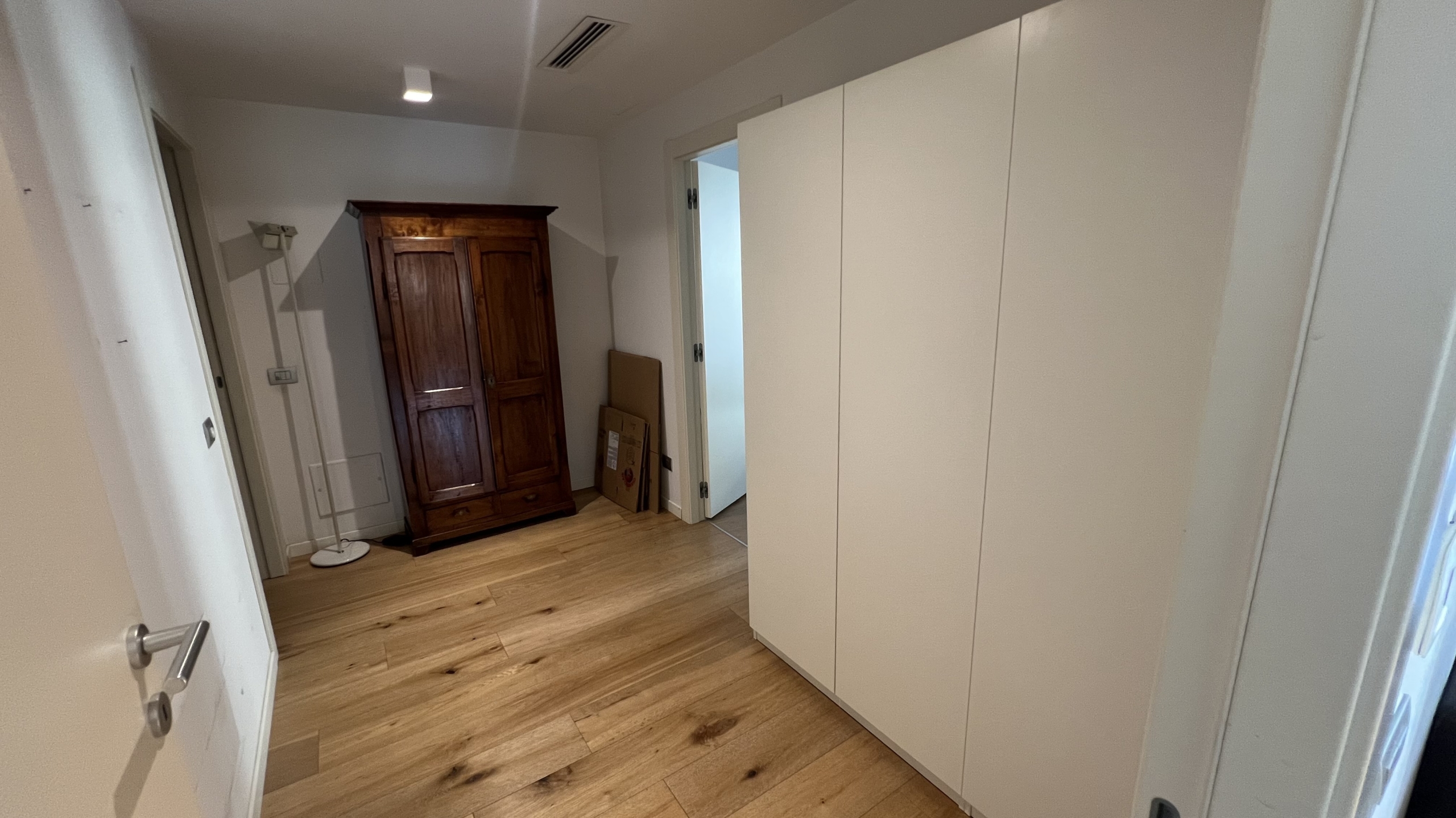 Corso V. Emanuele • App.to 85 mq con due balconi